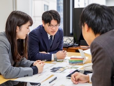 印刷に関する知識が無いお客さまでも阪本印刷が全面サポートいたします